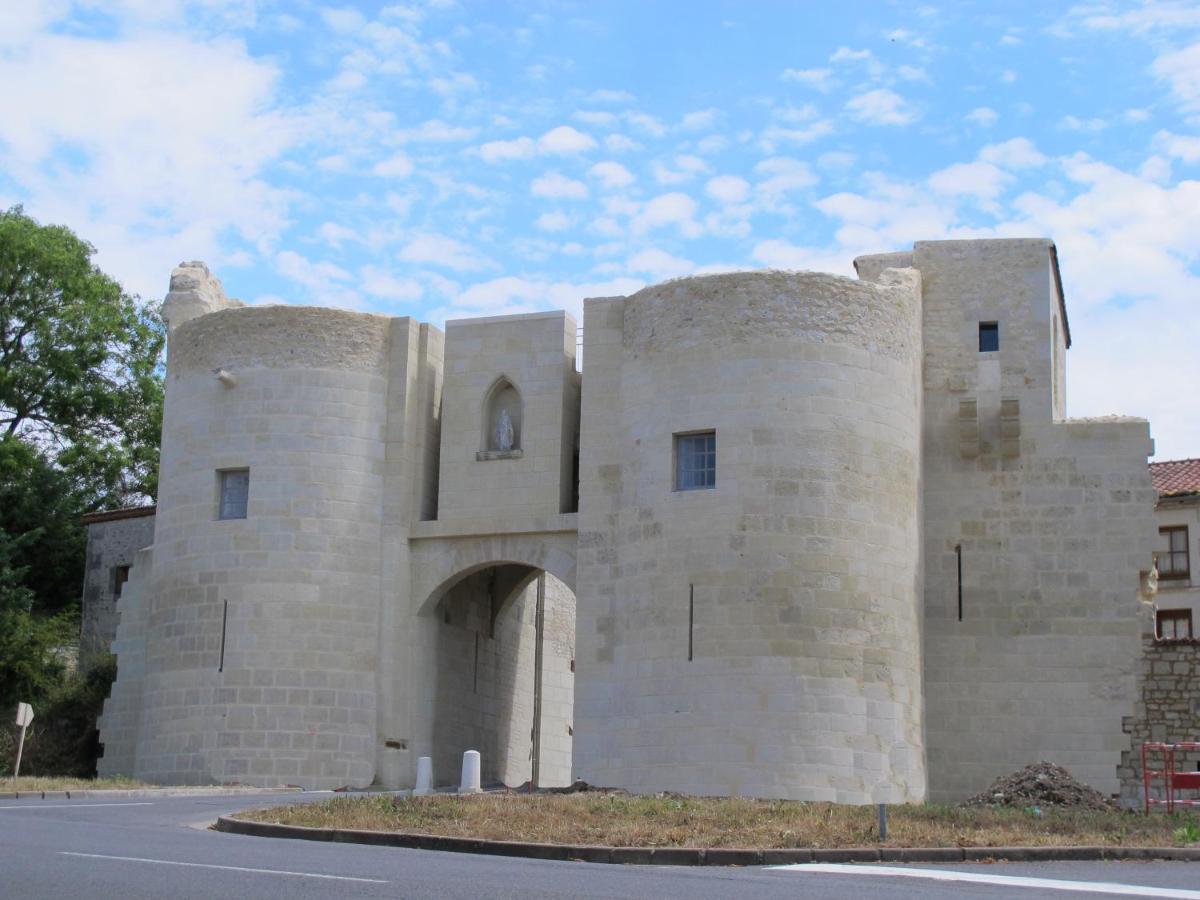 Petit Havre De Tranquillite Lägenhet Loudun Exteriör bild