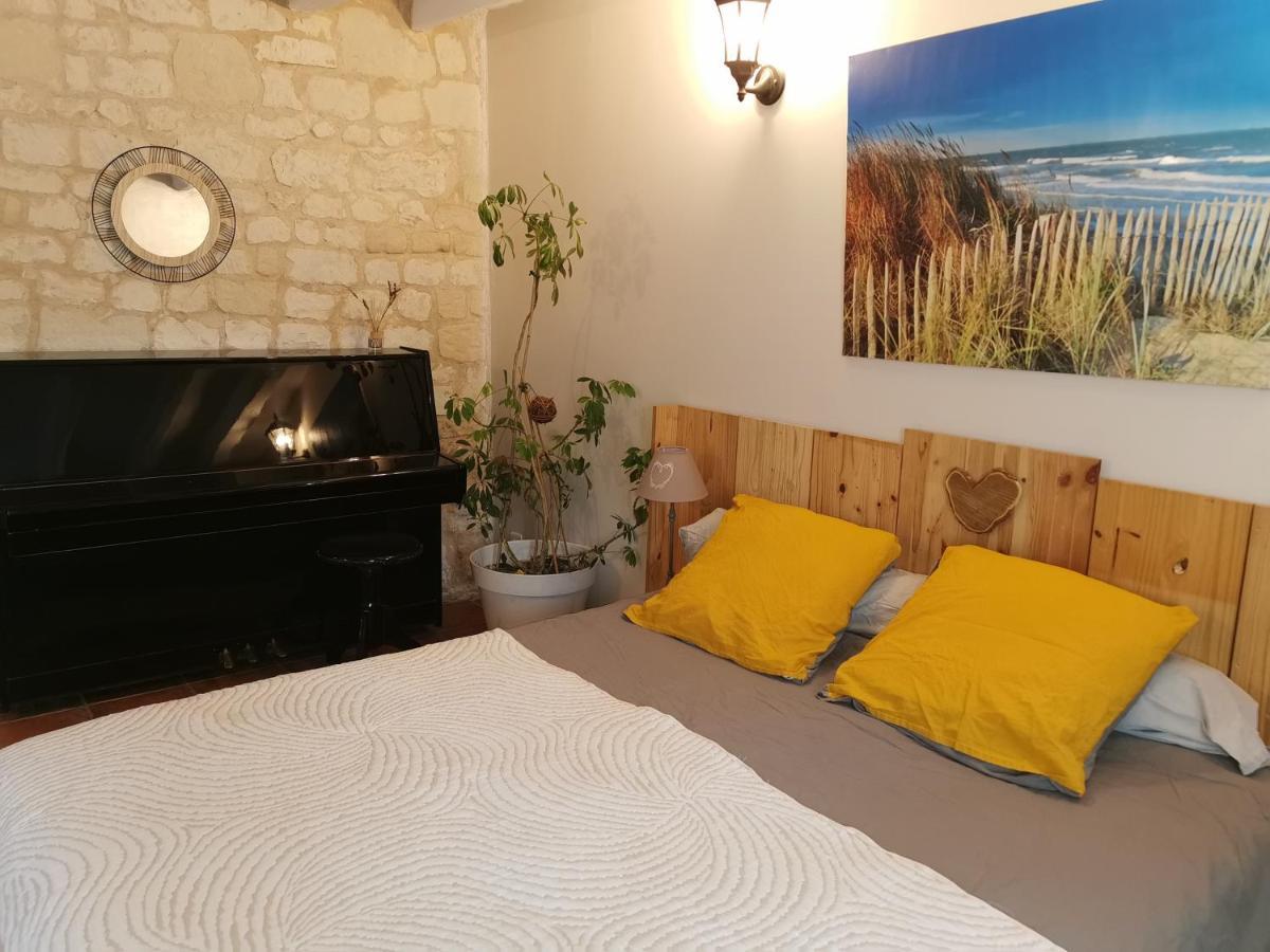 Petit Havre De Tranquillite Lägenhet Loudun Exteriör bild